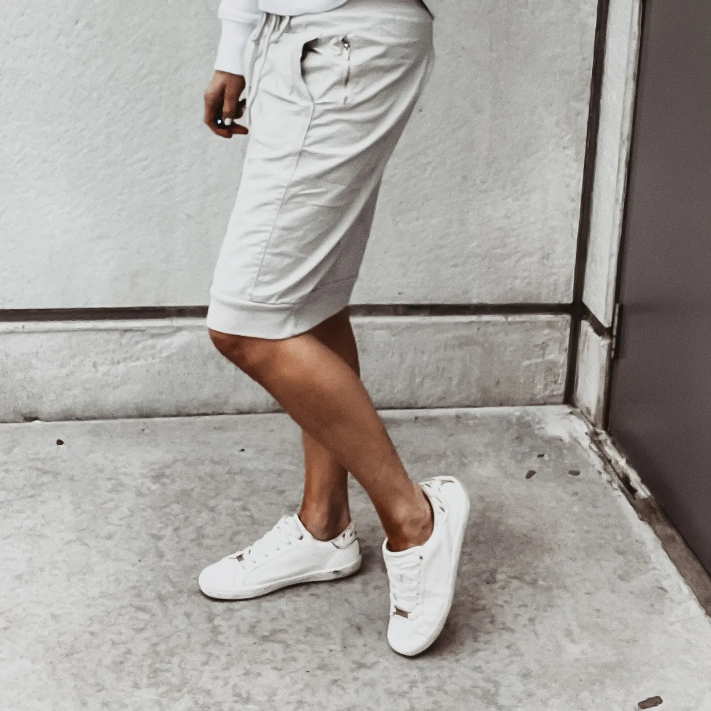 Light grey ULTIMATE jogger skirt